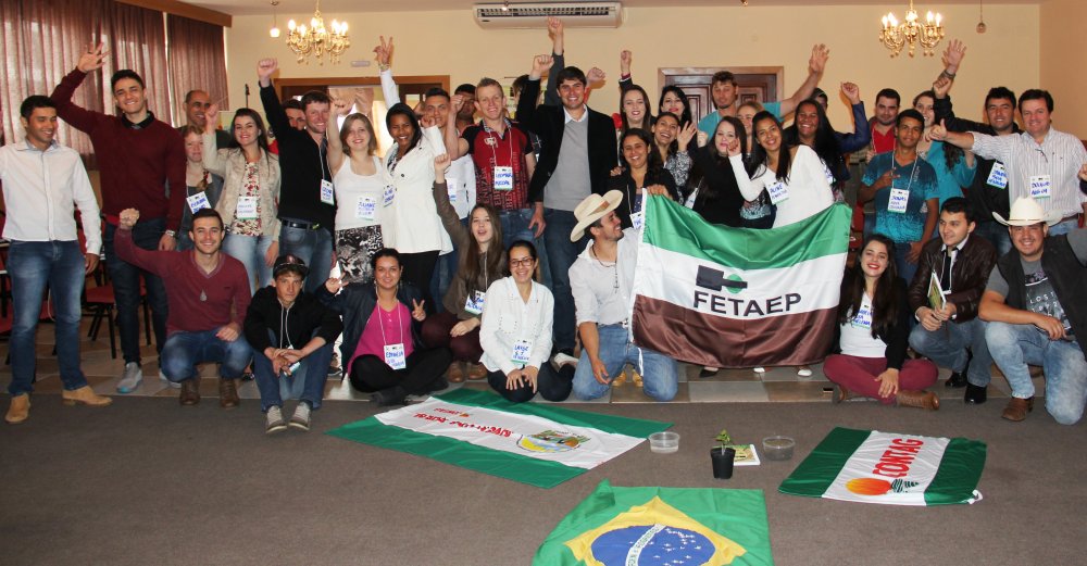 Capa foto Coletivo de Jovens da FETAEP