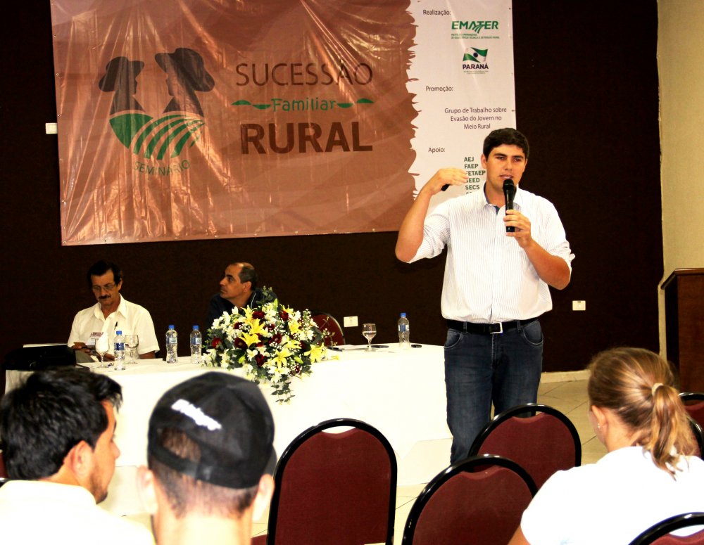 Capa foto FETAEP participa do Seminário de Sucessão Familiar Rural