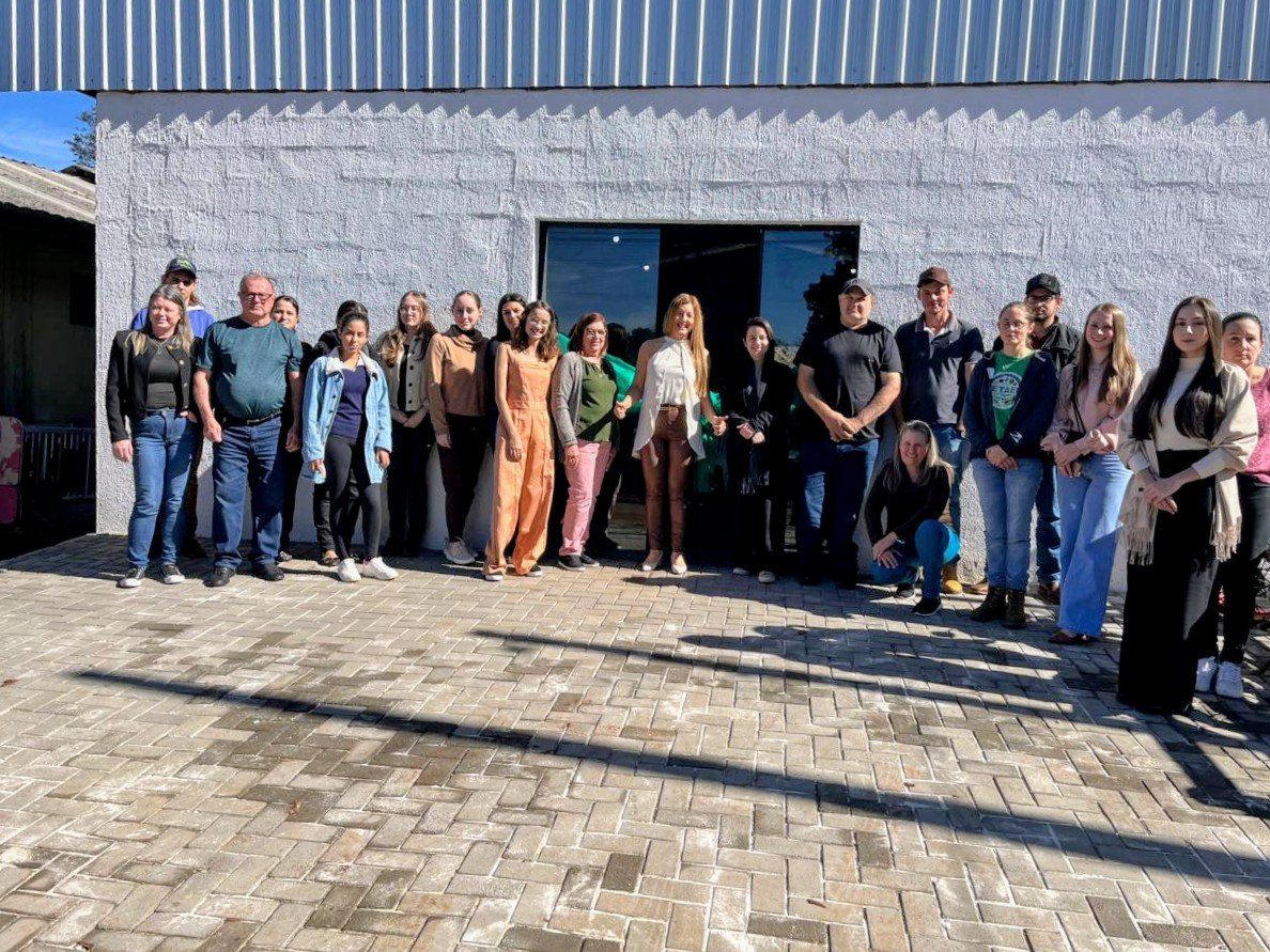 Capa foto Sucessão rural mobilizam jovens em Virmond e Goioxim 